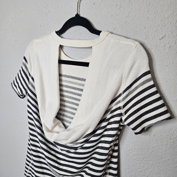 BCBG‎ MaxAzria Womens Mini Sweatshirt Dress XS Draped Back Short Sleeve Striped - Picture 7 of 9